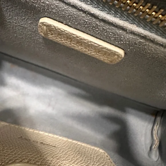 Senreve Aria Belt Bag in pebbled leather in cream color - Picture 6 of 6